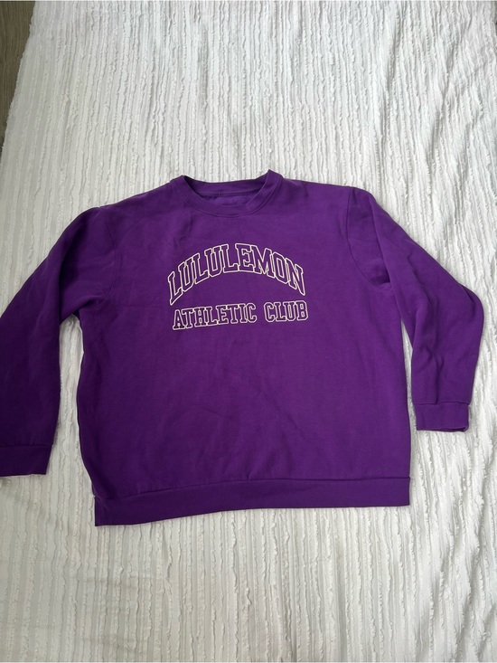lululemon athletica Sweaters - lululemon athletica Purple Crewneck Athletic Club Sweatshirt
